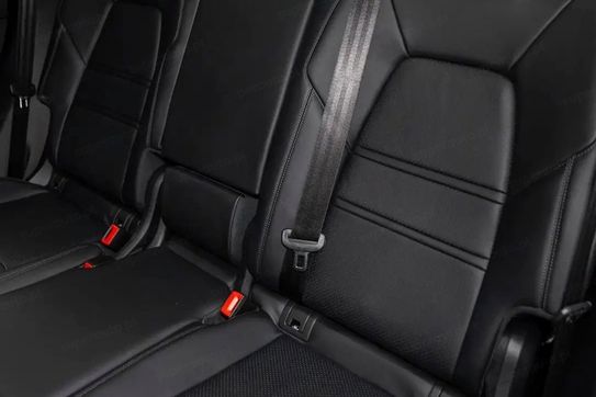 Porsche Cayenne E-Hybrid Black Edition