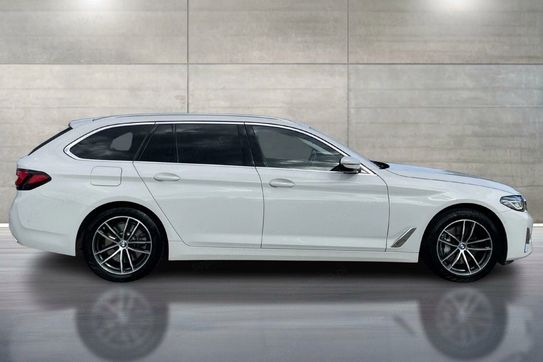 BMW Seria 5 Touring 530d xDrive