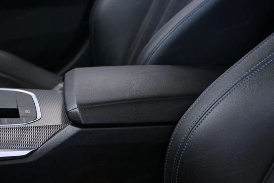 BMW Seria 3 318i M Sport aut