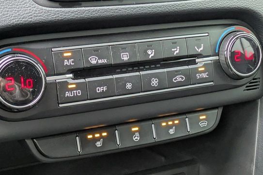 Kia Ceed 1.5 T-GDI L DCT