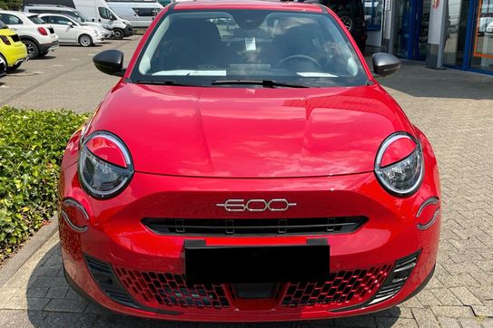 Fiat 600 Hybrid 1.2 Turbo eDCT