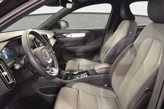 Volvo XC40 T5 Plug-In Hybrid Plus Bright aut