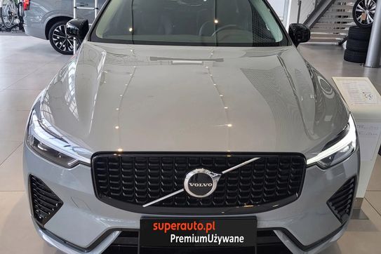 Volvo XC60 B5 B AWD Plus Dark