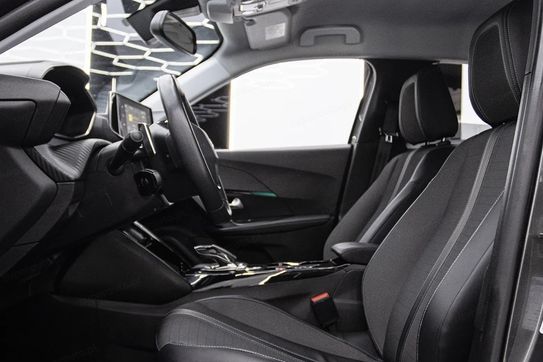 Peugeot 2008 1.2 Puretech Allure S&S EAT8