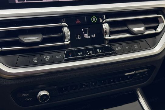 BMW Seria 3 Touring 318i Advantage