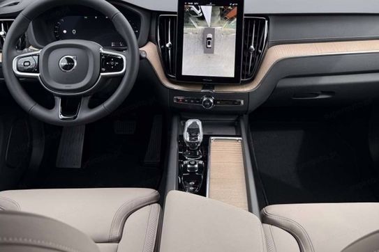 Volvo XC60 T6 Plug-In Hybrid AWD Ultra Dark