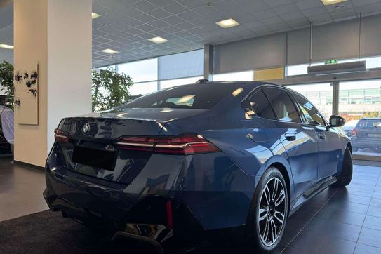 BMW Seria 5 520d xDrive M Sport