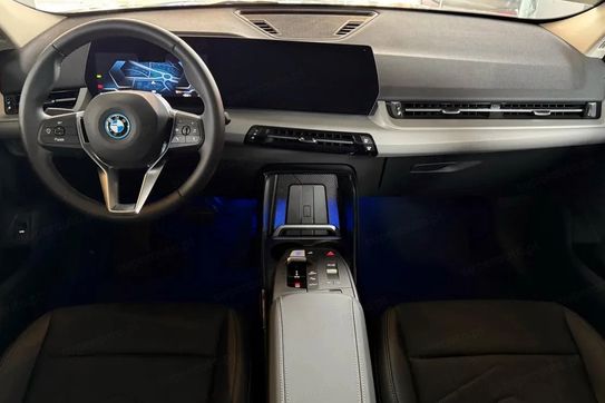 BMW iX2 eDrive20