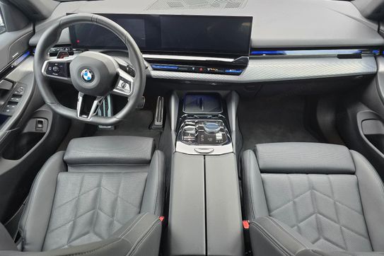 BMW Seria 5 520d xDrive M Sport aut