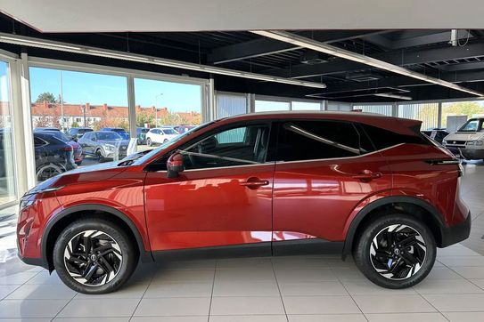 Nissan Qashqai N-Connecta Xtronic 1.3 DIG-T mHEV