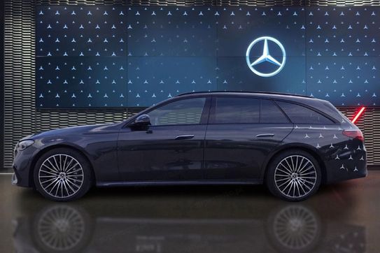 Mercedes Klasa E 220 d mHEV 4-Matic AMG 9G-Tronic