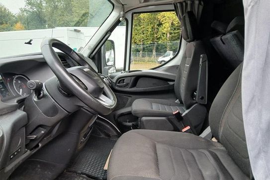 Iveco Daily 70C18 Zabudowa + Tył spanie