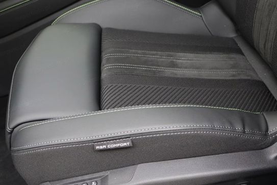 Peugeot 408 GT Exclusive S&S 1.2 mHEV  e-DSC6
