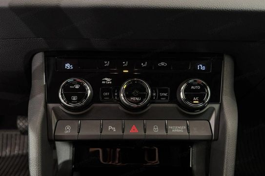 Skoda Karoq 1.5 TSI Selection DSG
