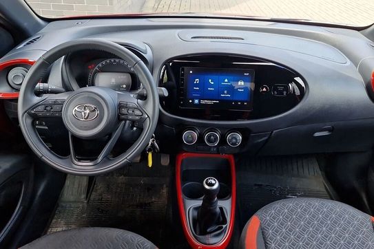 Toyota Aygo X 1.0 VVT-i Style