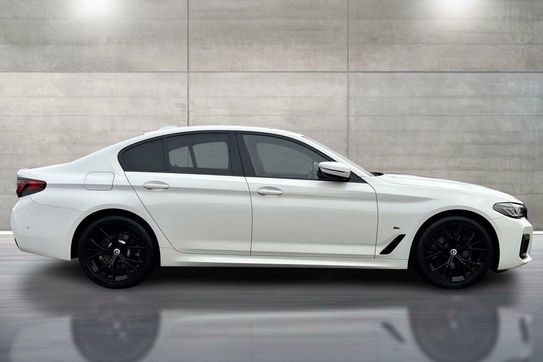 BMW Seria 5 520d xDrive M Sport