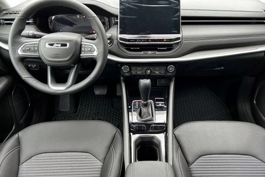 Jeep Compass Altitude 1.5 T4 mHEV DCT FWD