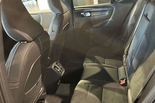 Volvo XC40 B3 Plus Dark