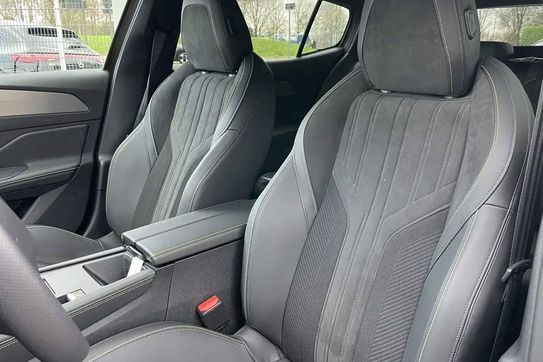 Peugeot 408 GT 1.2 PureTech mHEV  S&S e-DSC6