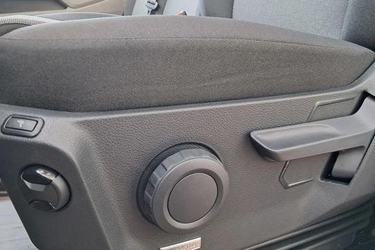 Volkswagen Crafter L4H3 8AT