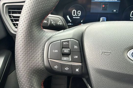 Ford Focus EcoBoost mHEV ST-Line X