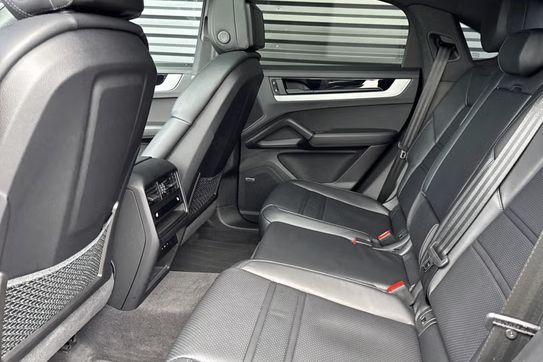 Porsche Cayenne Coupe E-Hybrid