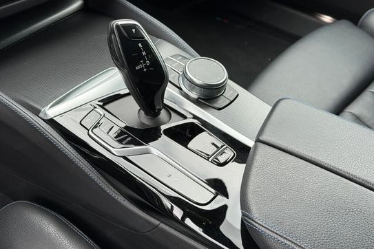 BMW Seria 5 Touring 530d xDrive M Sport