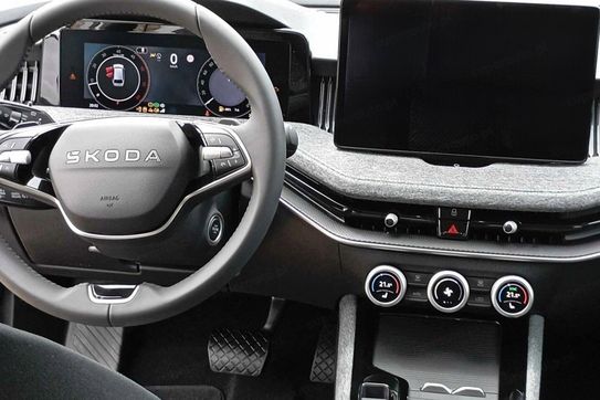 Skoda Superb Edition 130 2.0 TSI DSG