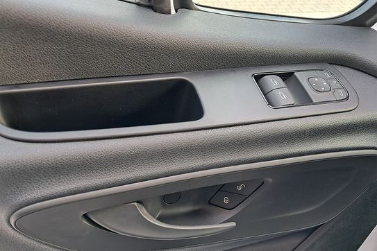 Mercedes Sprinter 317 CDI BASE Długi 9G-Tronic