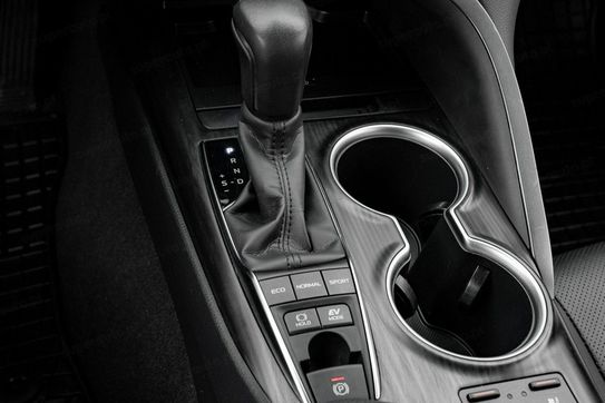 Toyota Camry Executive CVT