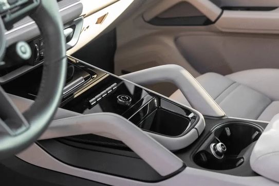 Porsche Cayenne Coupe E-Hybrid