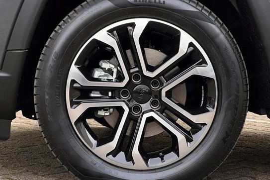 Jeep Compass Altitude 1.5 T4 mHEV DCT