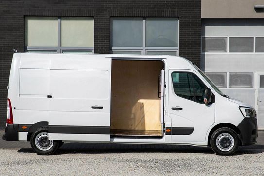 Renault Master L3H2 AT