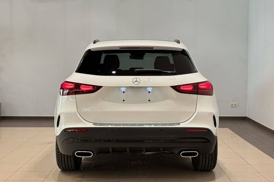 Mercedes GLA 200 AMG Line