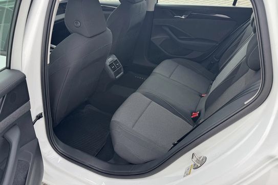 Volkswagen Passat 1.5 TSI mHEV DSG