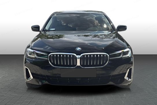 BMW Seria 5 520e Luxury Line