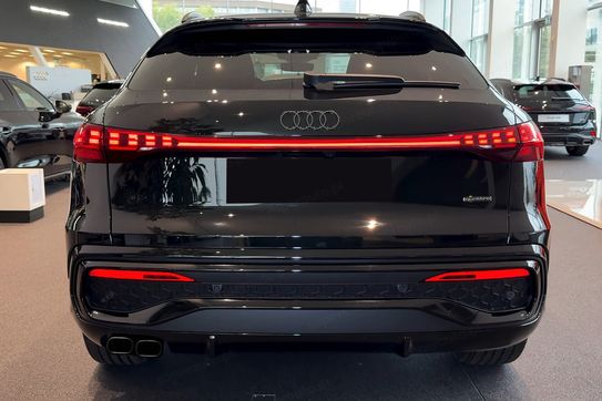 Audi Q5 TDI quattro S line Sportback