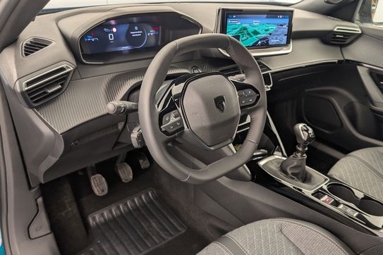 Peugeot 2008 ALLURE 1.2 PureTech