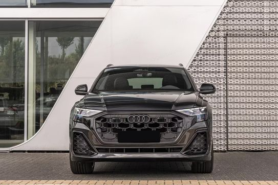 Audi Q8 e-hybrid quattro