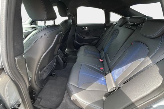 BMW Seria 2 Gran Coupe 218i M Sport