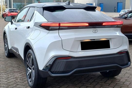 Toyota C-HR Executive 2.0 Plug-in Hybrid Dynamic Force