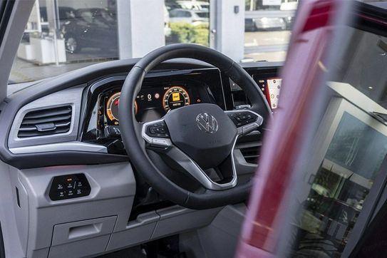 Volkswagen Multivan L1H1 Style DSG