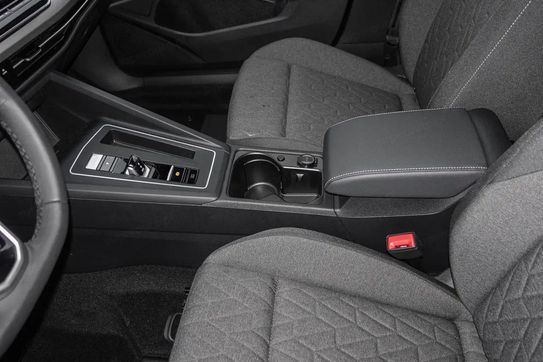 Volkswagen Golf Life Plus 1.5 eTSI mHEV DSG