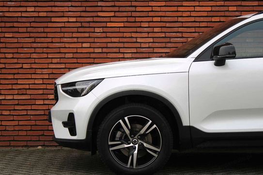 Volvo XC40 B3 Plus Dark