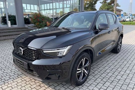 Volvo XC40 B3 Plus Dark