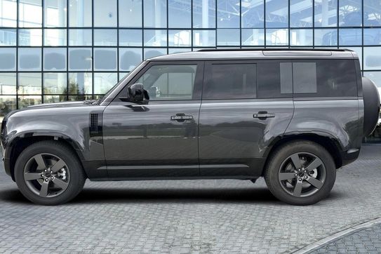Land Rover Defender 110 3.0 D250 mHEV X-Dynamic HSE
