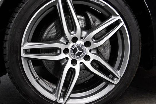 Mercedes E Klasa 220 d 4-Matic 9G-TRONIC
