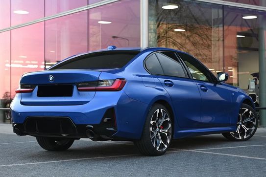 BMW Seria 3 330i xDrive M Sport