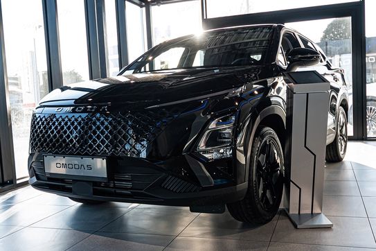 Omoda 5 1.5 T-GDI Hybrid Premium DHT