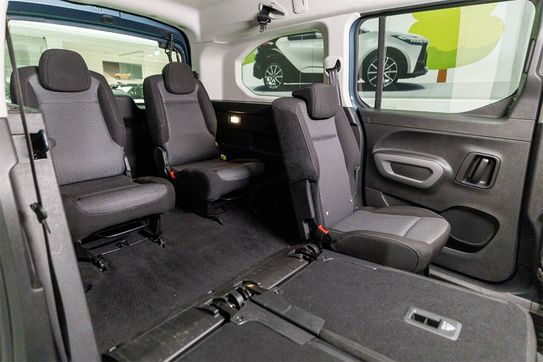 Toyota Proace City Verso Long L2H1 Family 7os AT